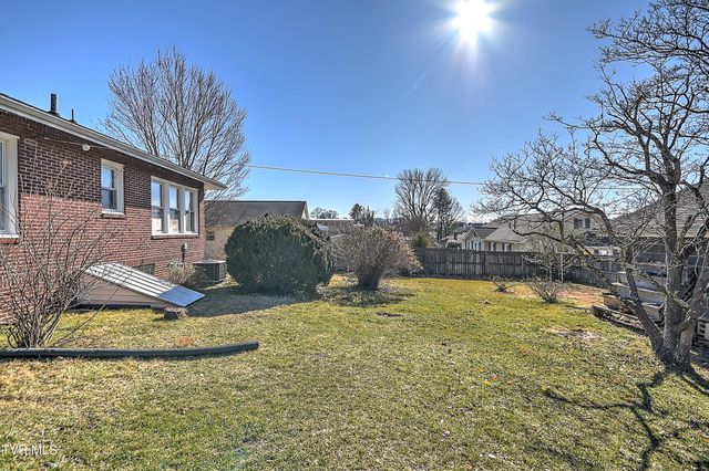 724 Park Street, Bristol, VA 24201