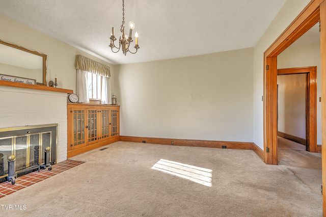 724 Park Street, Bristol, VA 24201