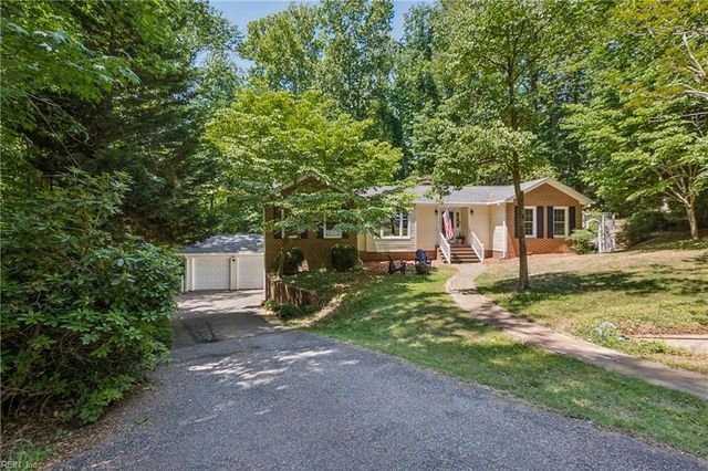 108 Cambridge LN, Williamsburg, VA 23185
