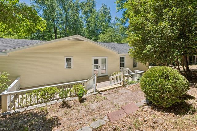 108 Cambridge LN, Williamsburg, VA 23185