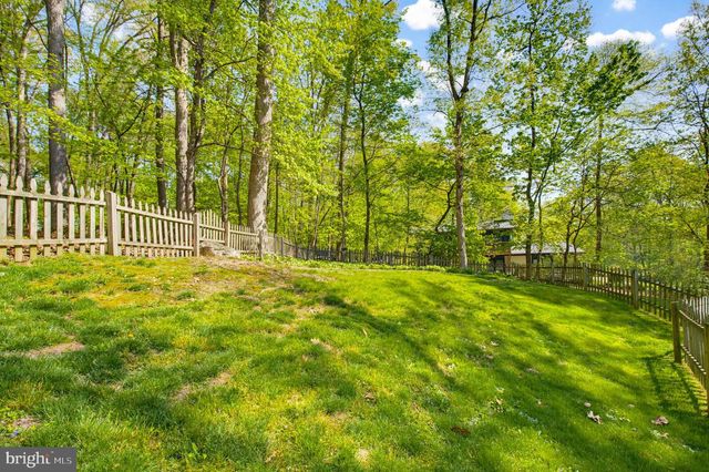 2760 STEVENS SUMMIT DR, Columbia, PA 17512