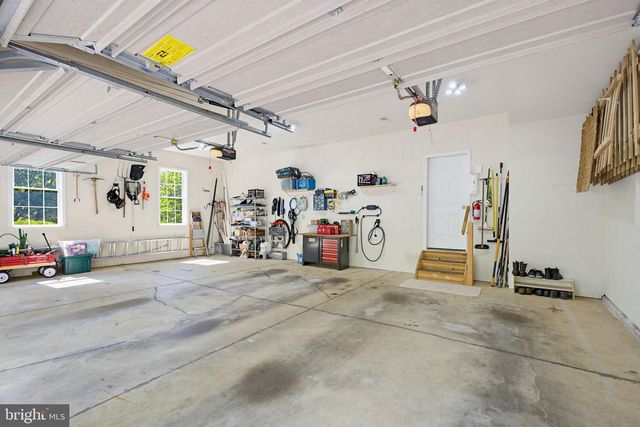 2760 STEVENS SUMMIT DR, Columbia, PA 17512