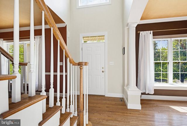 2760 STEVENS SUMMIT DR, Columbia, PA 17512