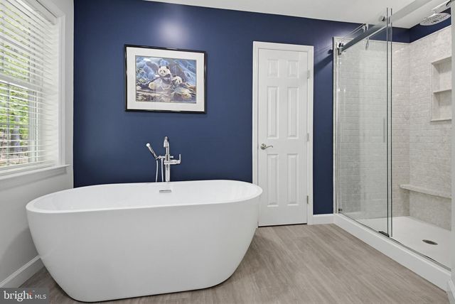 2760 STEVENS SUMMIT DR, Columbia, PA 17512