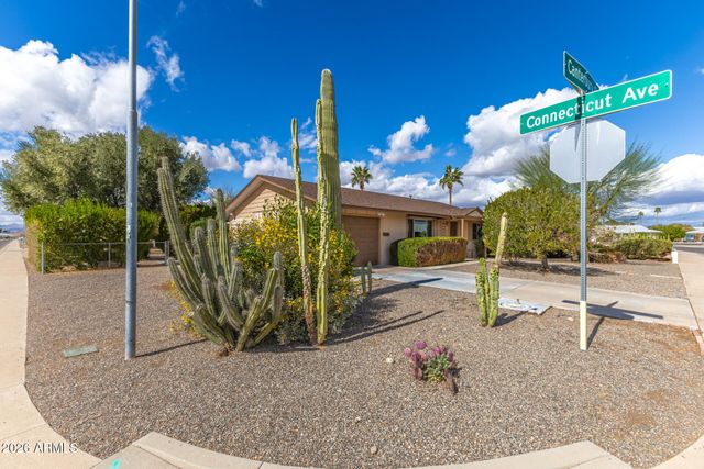 10701 W CANTERBURY Drive, Sun City, AZ 85351