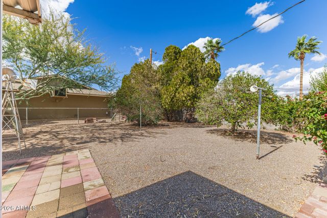 10701 W CANTERBURY Drive, Sun City, AZ 85351