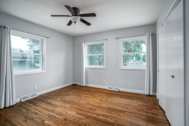 2853 Forest Road, Davenport, IA 52803