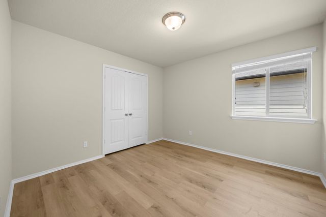 101 Plata LN, Jarrell, TX 76537