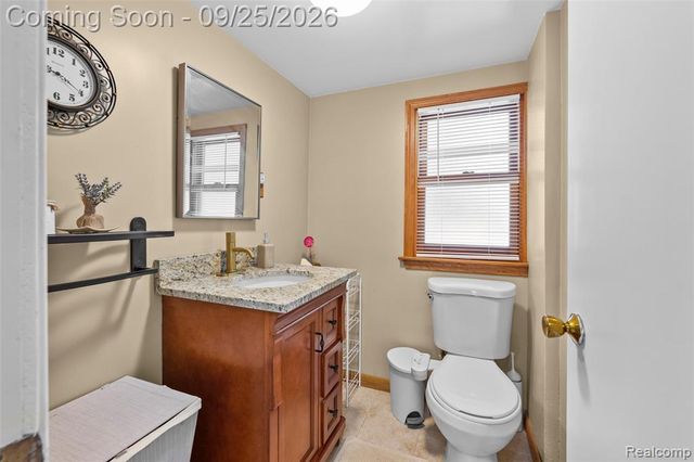 20855 Cass Street, Farmington Hills, MI 48335