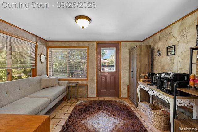 20855 Cass Street, Farmington Hills, MI 48335