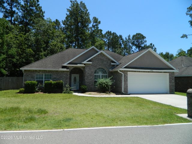 10968 Ala Moana Street, Diamondhead, MS 39525