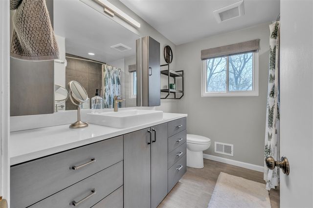 630 Archwood Drive, Ann Arbor, MI 48103