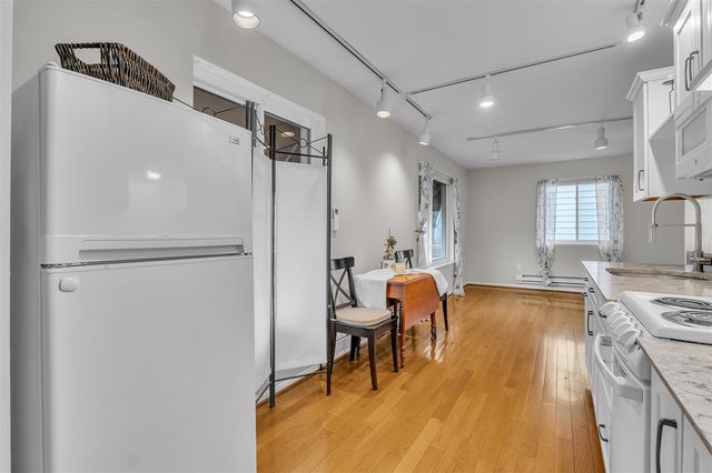 630 Archwood Drive, Ann Arbor, MI 48103