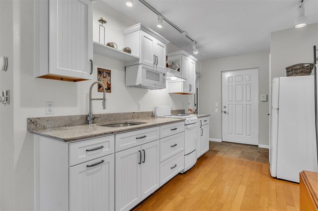 630 Archwood Drive, Ann Arbor, MI 48103