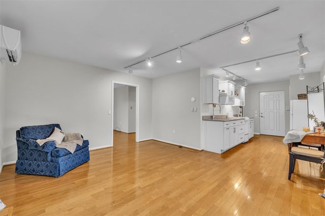 630 Archwood Drive, Ann Arbor, MI 48103