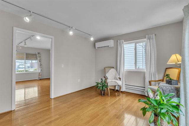 630 Archwood Drive, Ann Arbor, MI 48103