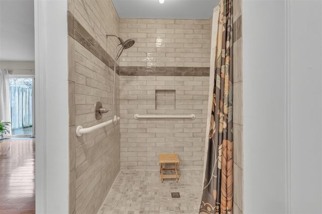 630 Archwood Drive, Ann Arbor, MI 48103