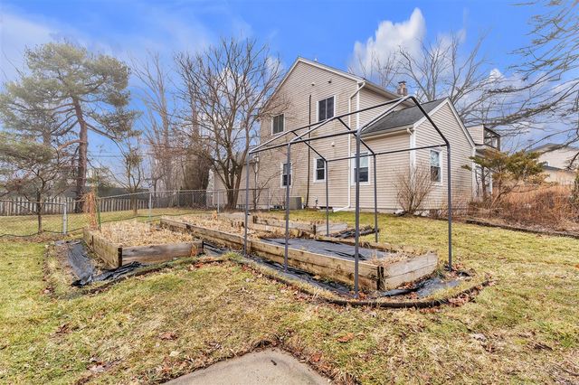 630 Archwood Drive, Ann Arbor, MI 48103