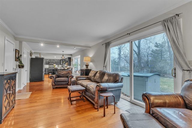 630 Archwood Drive, Ann Arbor, MI 48103