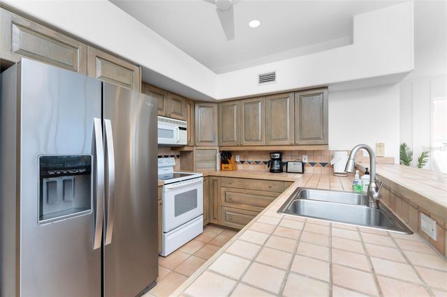 1400 BEACH ROAD 1, Englewood, FL 34223