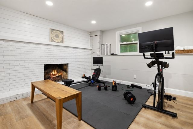 2170 Turnpike St, North Andover, MA 01845