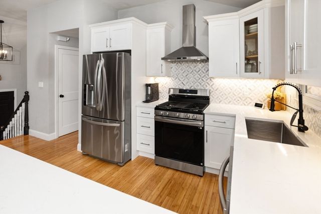 2170 Turnpike St, North Andover, MA 01845