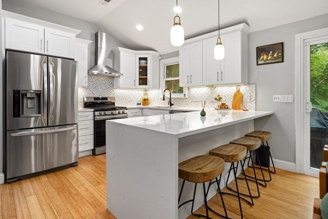 2170 Turnpike St, North Andover, MA 01845