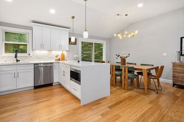 2170 Turnpike St, North Andover, MA 01845