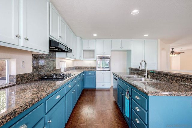 10160 Challenger Cir, Spring Valley, CA 91978