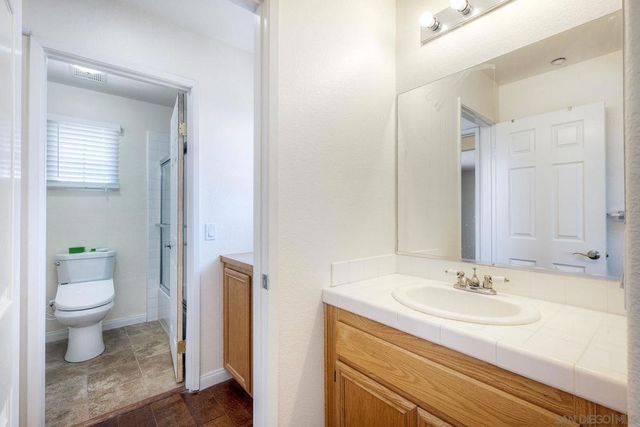 10160 Challenger Cir, Spring Valley, CA 91978