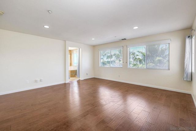 10160 Challenger Cir, Spring Valley, CA 91978