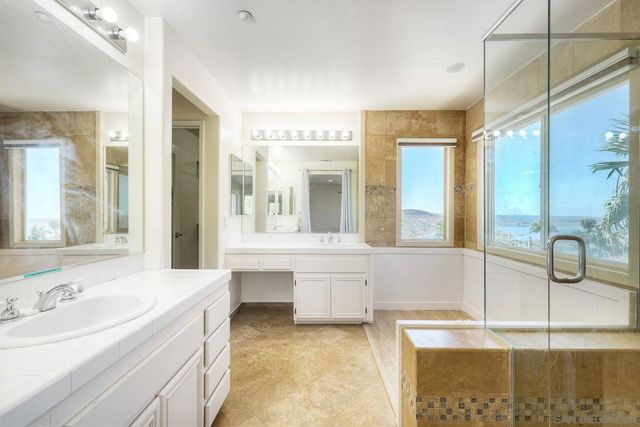 10160 Challenger Cir, Spring Valley, CA 91978