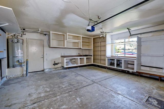10160 Challenger Cir, Spring Valley, CA 91978