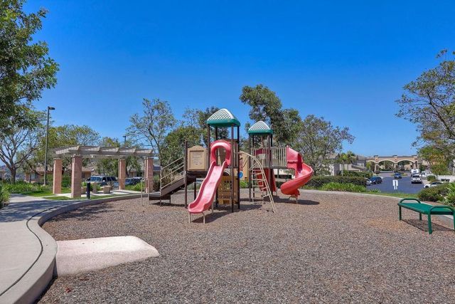 10160 Challenger Cir, Spring Valley, CA 91978