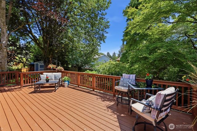 12611 NE 134th Place, Kirkland, WA 98034