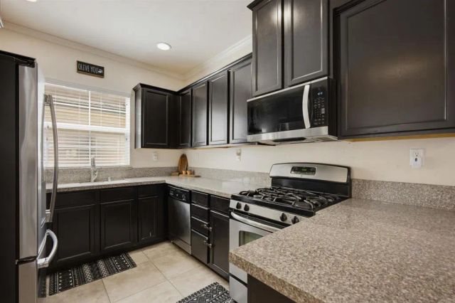 37375 Paseo Tulipa, Murrieta, CA 92563