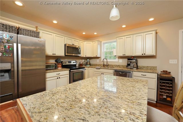 67 Frienship Lane, Scott Depot, WV 25560