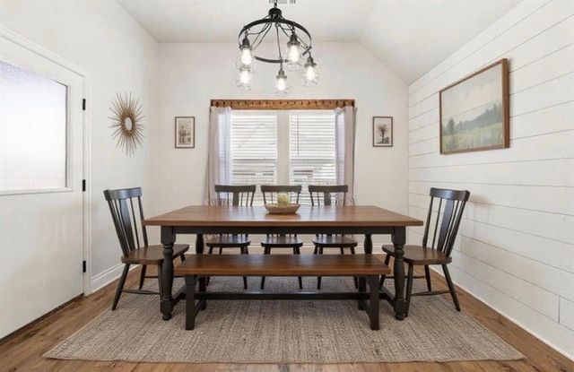 10401 NW 33rd Street, Yukon, OK 73099