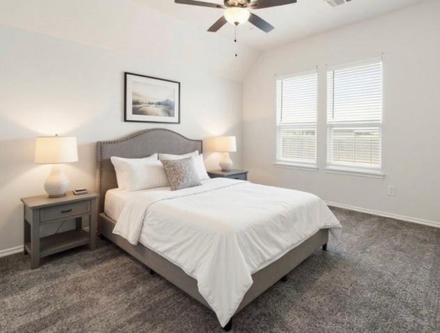 10401 NW 33rd Street, Yukon, OK 73099