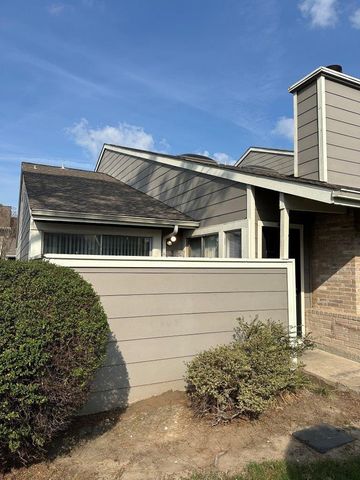 12244 Bob White Drive 122, Houston, TX 77035