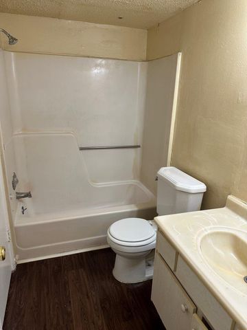 12244 Bob White Drive 122, Houston, TX 77035