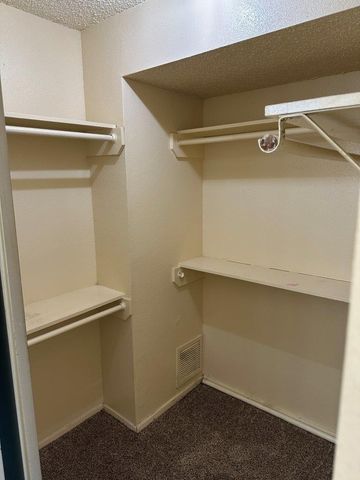 12244 Bob White Drive 122, Houston, TX 77035