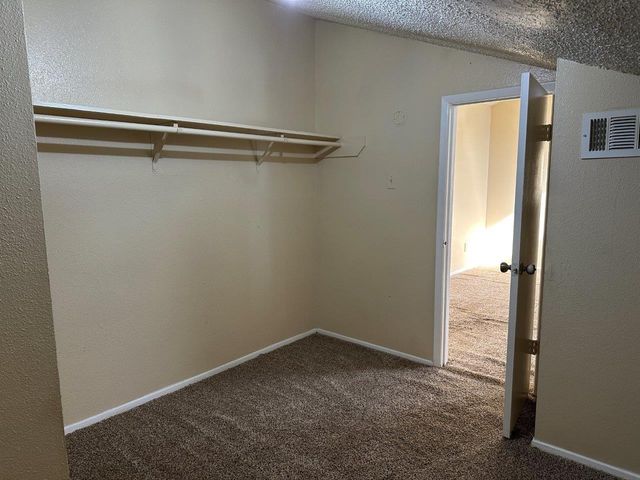 12244 Bob White Drive 122, Houston, TX 77035