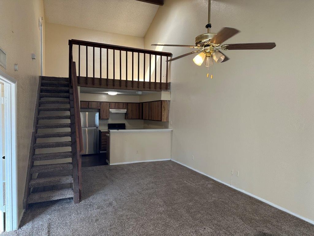 12244 Bob White Drive 122, Houston, TX 77035