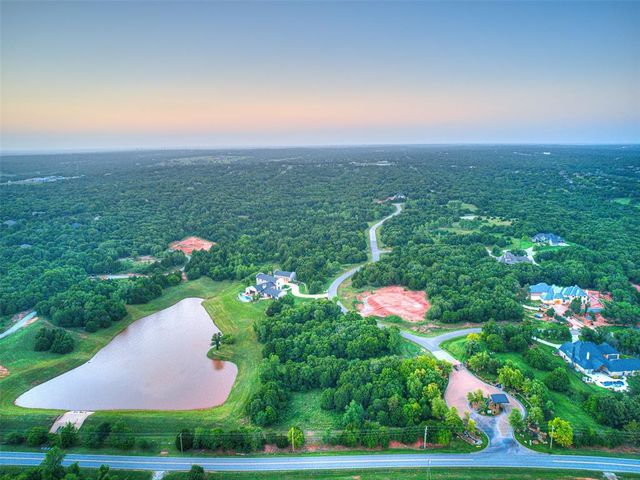 7000 Split Fence Lane, Edmond, OK 73034