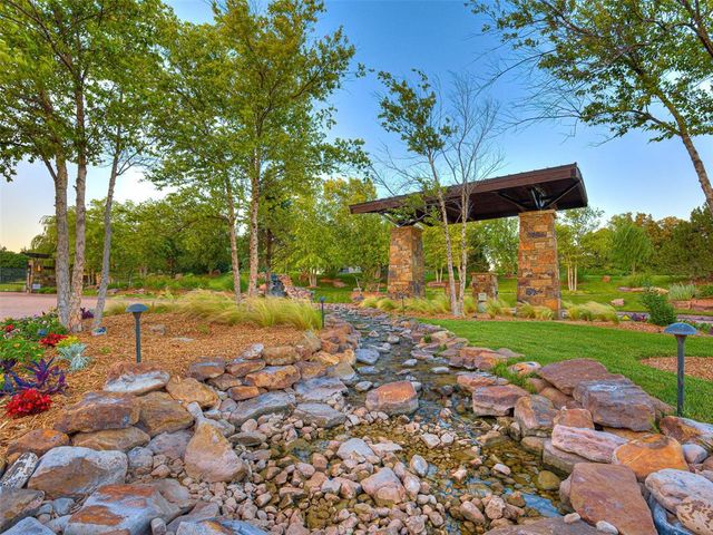 7000 Split Fence Lane, Edmond, OK 73034