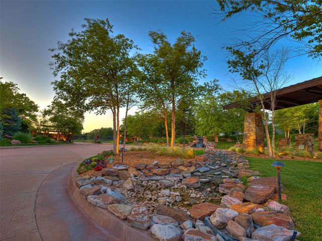 7000 Split Fence Lane, Edmond, OK 73034