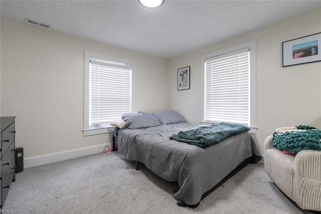 1114 Hoover AVE, Chesapeake, VA 23324