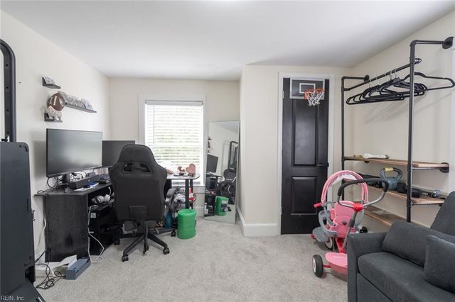 1114 Hoover AVE, Chesapeake, VA 23324