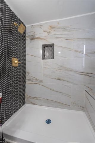 1114 Hoover AVE, Chesapeake, VA 23324